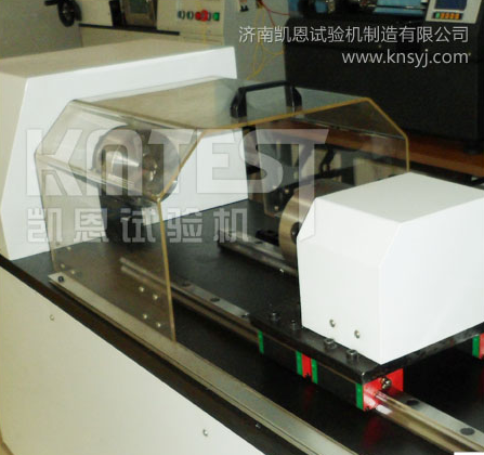 凱恩扭轉(zhuǎn)試驗機(jī)照片